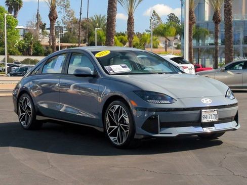 Used 2023 Hyundai Ioniq 6 SEL image 3