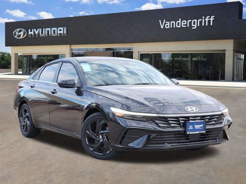 New 2026 Hyundai Elantra SEL Sport Premium image 1