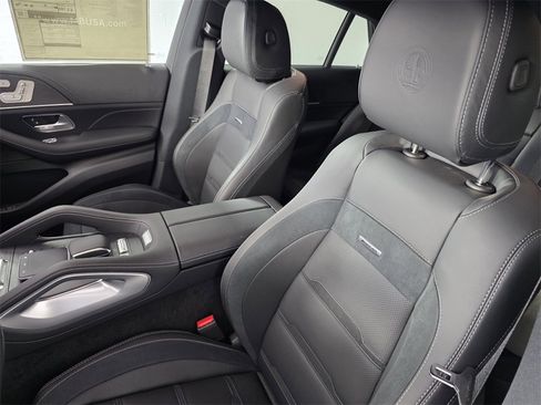 New 2026 Mercedes-Benz GLE 53 AMG 4MATIC Coupe image 8