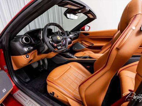 Used 2022 Ferrari Portofino M RWD image 38