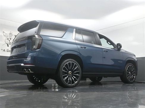 New 2026 Chevrolet Tahoe High Country w/ LPO, Illumination Package image 12