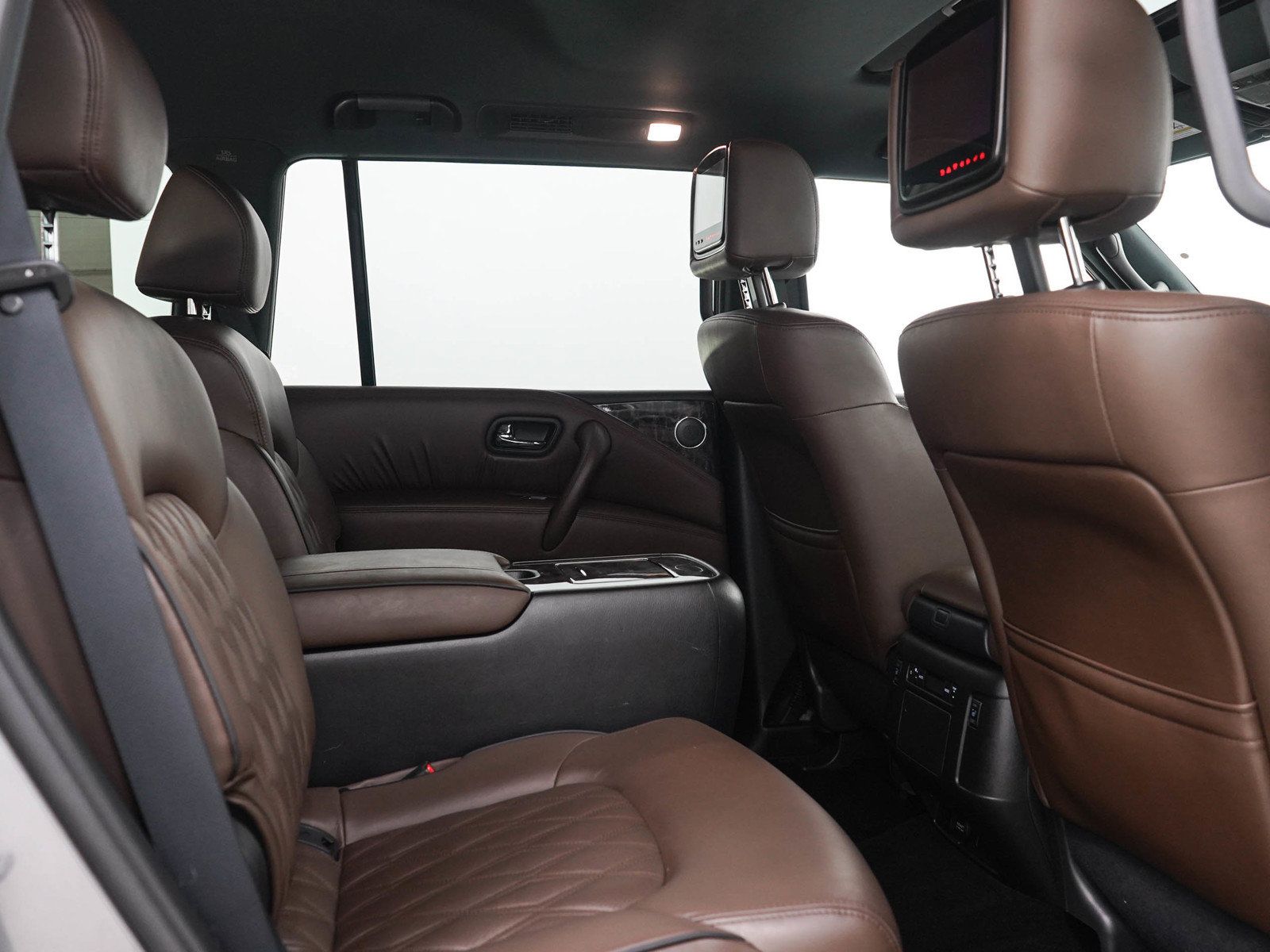 Used 2022 Nissan Armada Platinum w/ Captain's Chairs Package AWD/4WD image 14