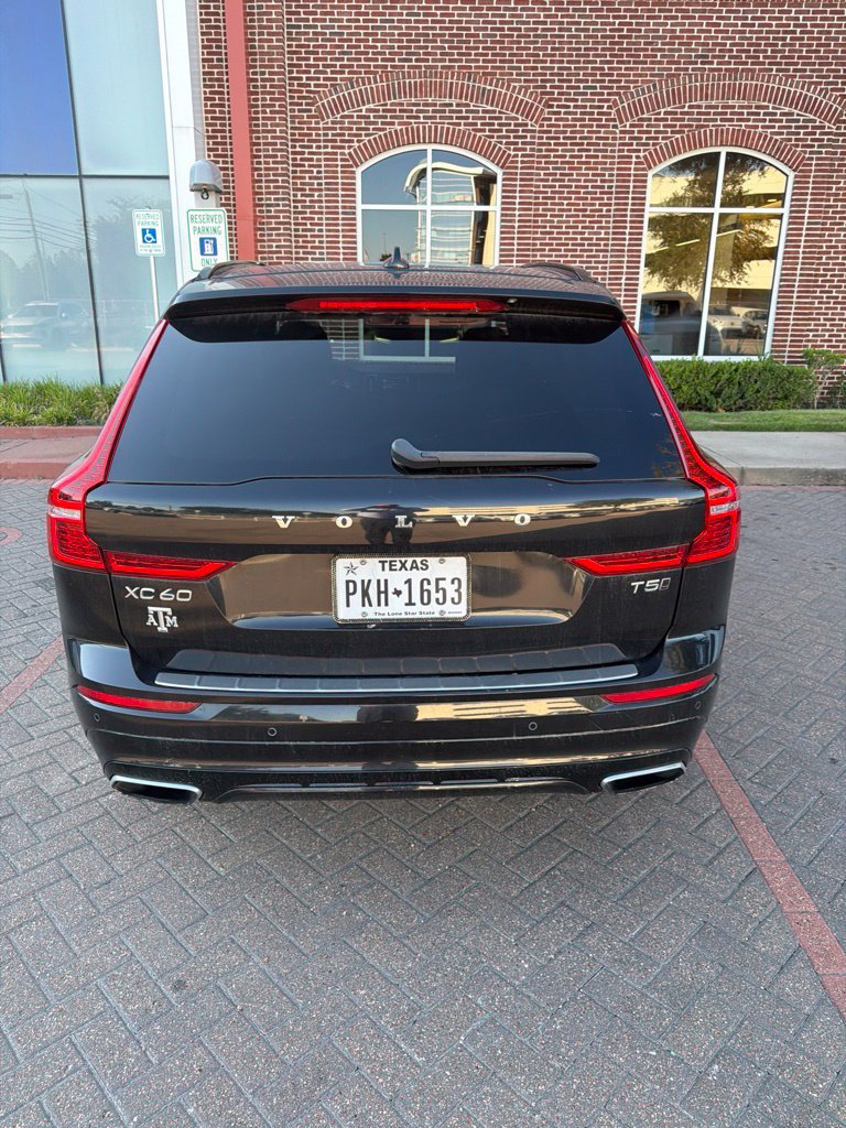 Used 2021 Volvo XC60 T5 R-Design w/ Protection Package Premier AWD/4WD image 7