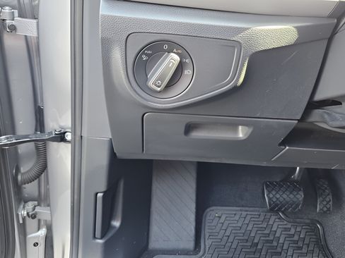 Certified 2022 Volkswagen Atlas Cross Sport SE FWD image 14