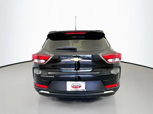 Used 2023 Chevrolet TrailBlazer LS FWD image 6