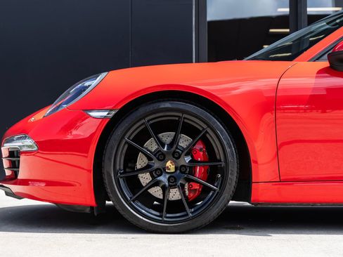 Certified 2016 Porsche 911 Carrera S RWD image 14