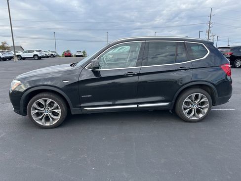Used 2017 BMW X3 xDrive28i image 2