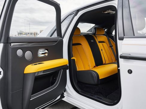 Used 2025 Rolls-Royce Ghost Black Badge image 25