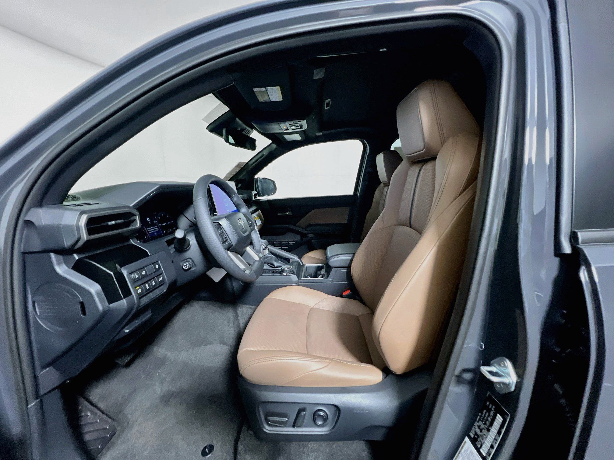 New 2026 Toyota 4Runner Limited AWD/4WD image 14