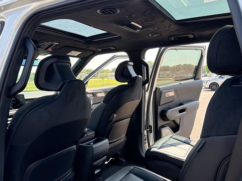 New 2027 Kia Telluride SX Prestige AWD/4WD image 6