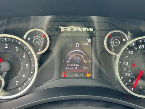 Used 2026 RAM 2500 Big Horn AWD/4WD image 32