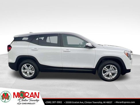 Certified 2023 GMC Terrain SLE AWD/4WD image 8