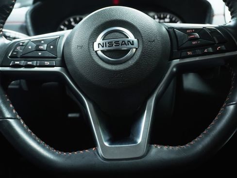 Used 2022 Nissan Altima 2.5 SR FWD image 15