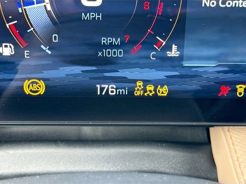 New 2026 Chevrolet Equinox ACTIV w/ Convenience Package III FWD image 12