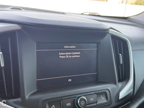 Certified 2023 GMC Terrain SLE w/ Driver Convenience Package image 26