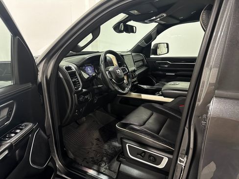 Used 2019 RAM 1500 Laramie w/ Sport Appearance Package image 16