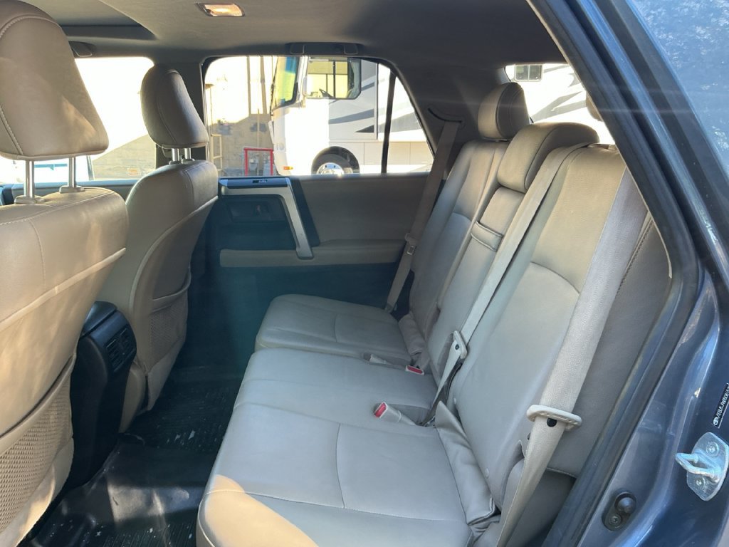Used 2011 Toyota 4Runner Limited AWD/4WD image 28