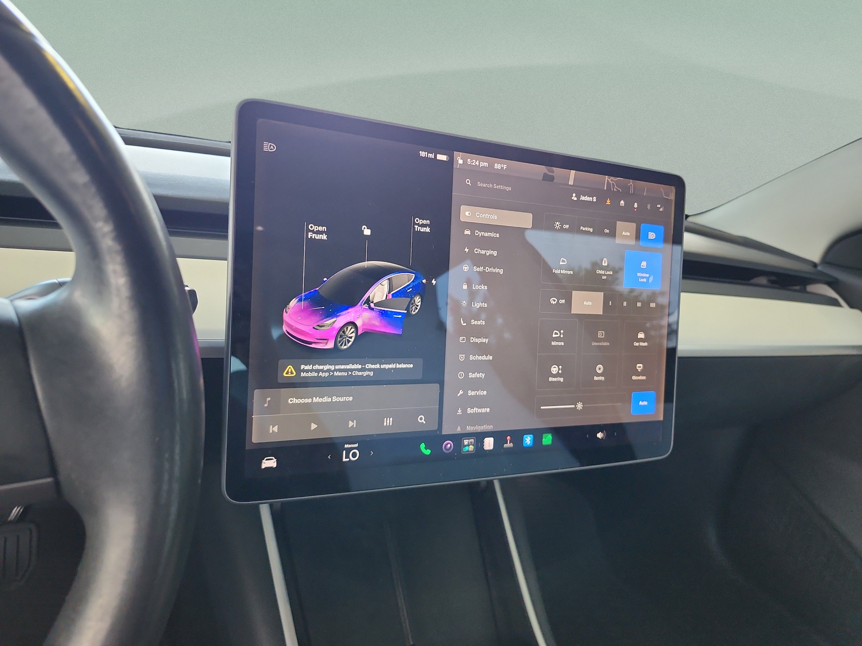 Used 2018 Tesla Model 3 Long Range RWD image 10