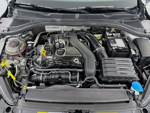 Used 2023 Volkswagen Jetta SE FWD image 29