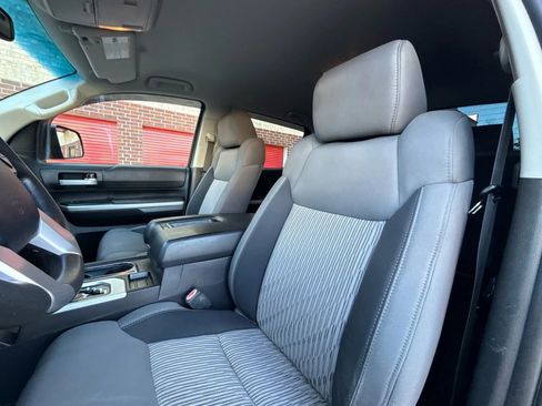 Used 2017 Toyota Tundra SR5 image 14