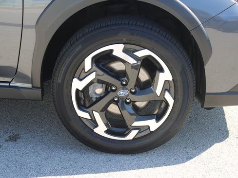 Used 2023 Subaru Crosstrek 2.5i Limited image 32