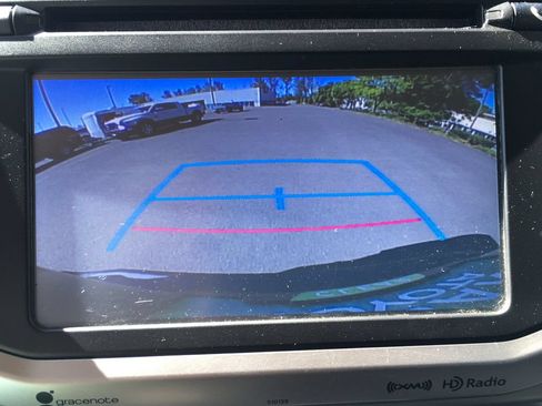 Used 2018 Toyota 4Runner SR5 AWD/4WD image 10