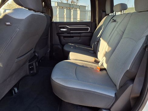 Used 2024 RAM 3500 Big Horn image 19