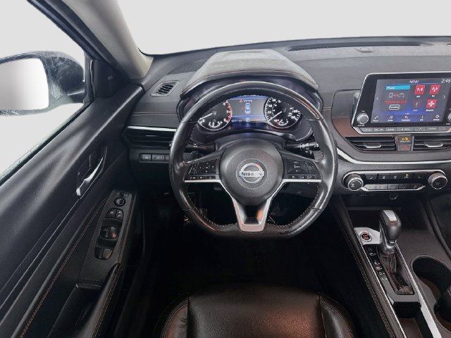 Used 2022 Nissan Altima 2.0 SR FWD image 16