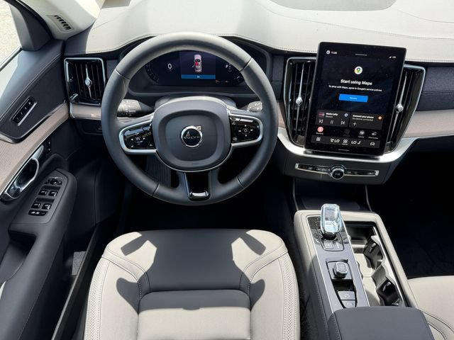 New 2026 Volvo XC90 B5 Core AWD/4WD image 17