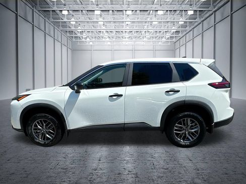 New 2026 Nissan Rogue S FWD image 4