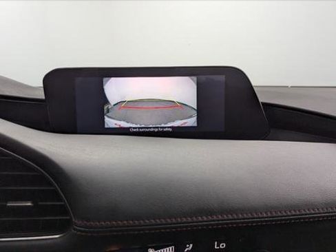 Used 2024 MAZDA MAZDA3 s image 28