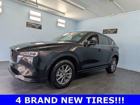 Used 2024 MAZDA CX-5 AWD 2.5 S w/ Preferred Package image 3