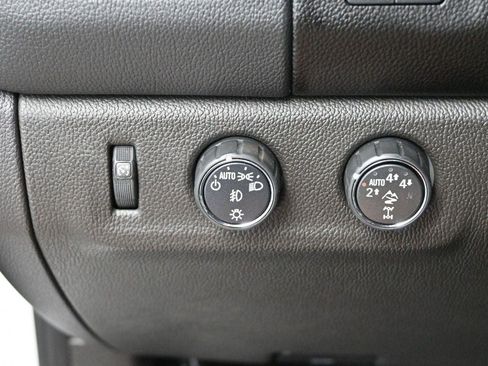 Used 2022 Chevrolet Colorado ZR2 w/ Colorado ZR2 Bison Edition AWD/4WD image 24