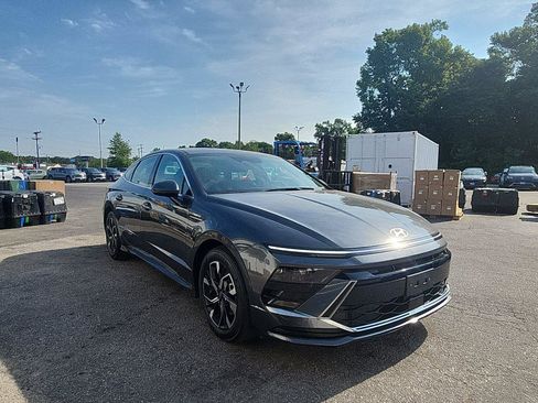 Used 2025 Hyundai Sonata SEL FWD image 7