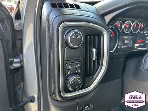 Used 2021 Chevrolet Silverado 1500 RST w/ Bed Protection Package image 16