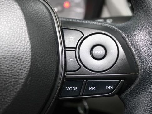 Used 2023 Toyota Corolla Cross L image 15