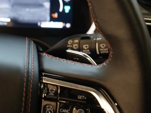 Used 2022 Jeep Grand Cherokee Summit image 39