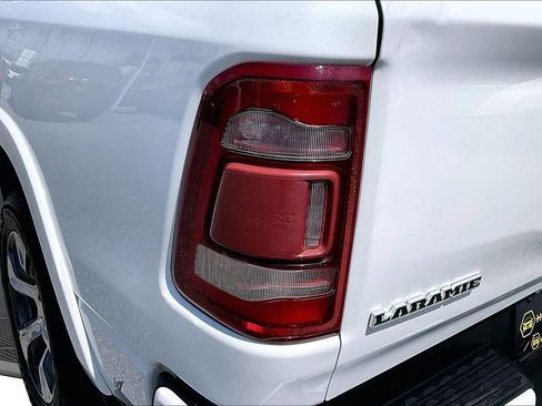 Used 2019 RAM 1500 Laramie w/ Sport Appearance Package AWD/4WD image 24
