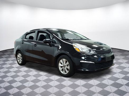 Used 2017 Kia Rio LX w/ Power Package image 6