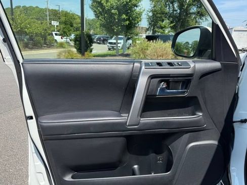 Used 2023 Toyota 4Runner SR5 Premium w/ Moonroof Package AWD/4WD image 12