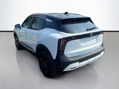 Used 2026 Nissan Kicks SV FWD image 5