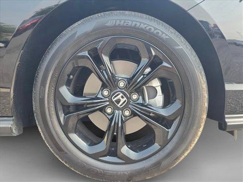 Used 2025 Honda Accord SE image 9