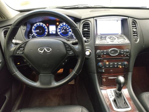 Used 2017 INFINITI QX50 2WD w/ Technology Package image 22