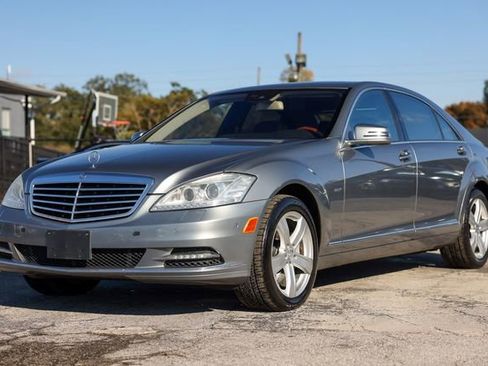 Used 2012 Mercedes-Benz S 550 4MATIC image 4