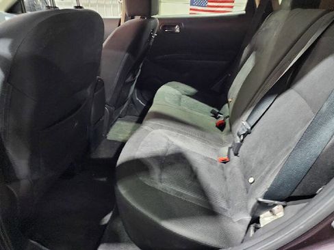 Used 2015 Nissan Rogue S w/ Convenience Package image 10