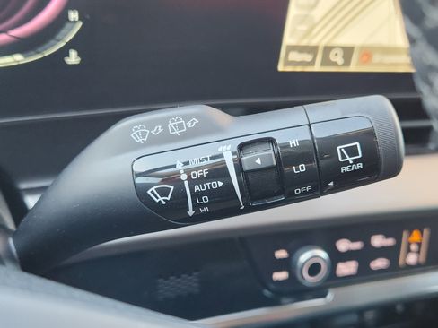 Used 2023 Kia Sportage EX image 26