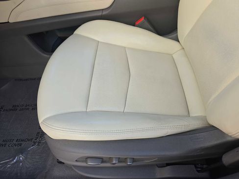 Used 2021 Cadillac XT5 Premium Luxury image 17