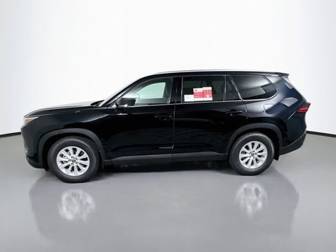 New 2026 Toyota Grand Highlander FWD image 6
