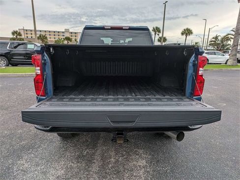 Used 2025 Chevrolet Silverado 2500 Custom w/ Custom Value Package image 16
