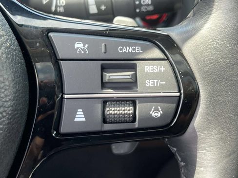 Used 2023 Honda Pilot Elite image 25